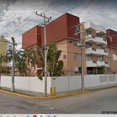 מזטלן Departamento Comodo, A Media Cuadra De La Playa. מראה חיצוני תמונה
