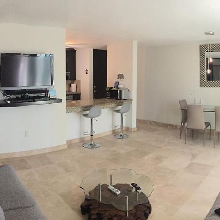 מזטלן Departamento Comodo, A Media Cuadra De La Playa. מראה חיצוני תמונה