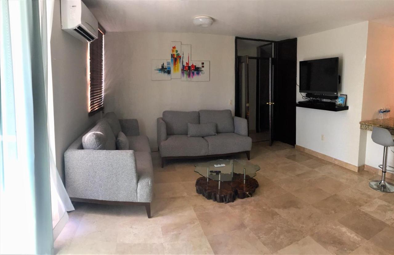 מזטלן Departamento Comodo, A Media Cuadra De La Playa. מראה חיצוני תמונה